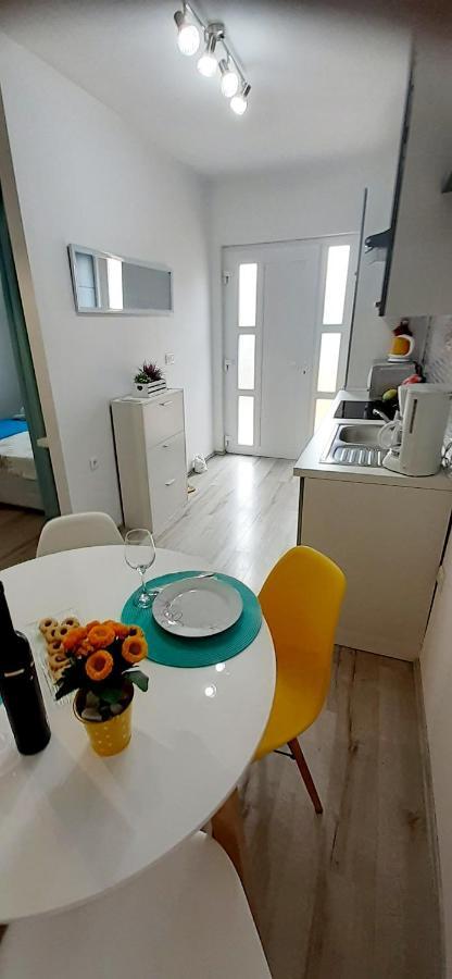 Lennida Studio Apartman With Free Parking Kavran Ngoại thất bức ảnh