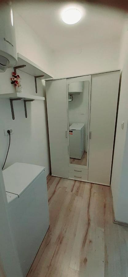 Lennida Studio Apartman With Free Parking Kavran Ngoại thất bức ảnh