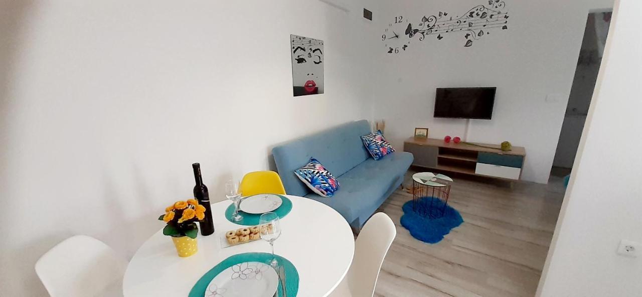 Lennida Studio Apartman With Free Parking Kavran Ngoại thất bức ảnh