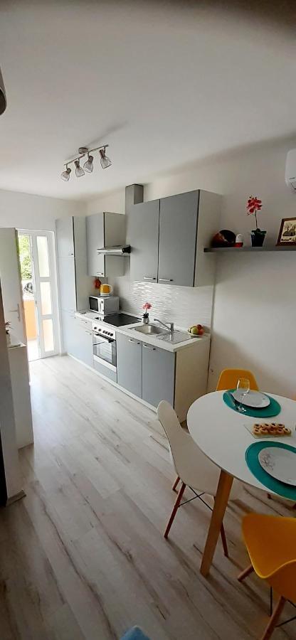 Lennida Studio Apartman With Free Parking Kavran Ngoại thất bức ảnh